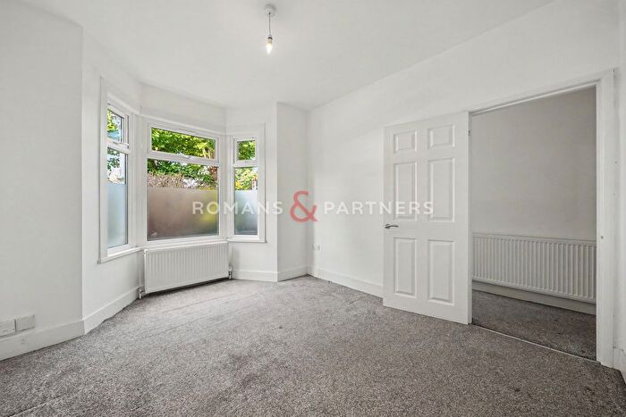 3 Bedroom Terraced House To Rent In Crammer Terrace, Tooting Broadway, SW17