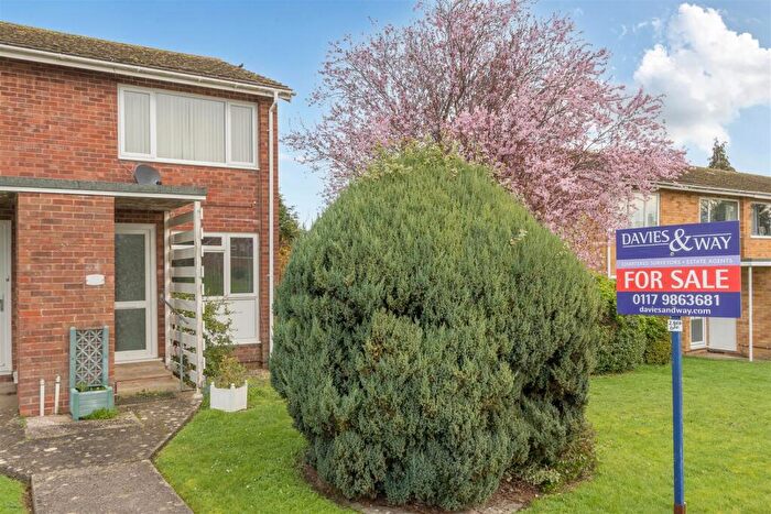 2 Bedroom Apartment For Sale In Cherwell Road, Keynsham, Bristol, BS31