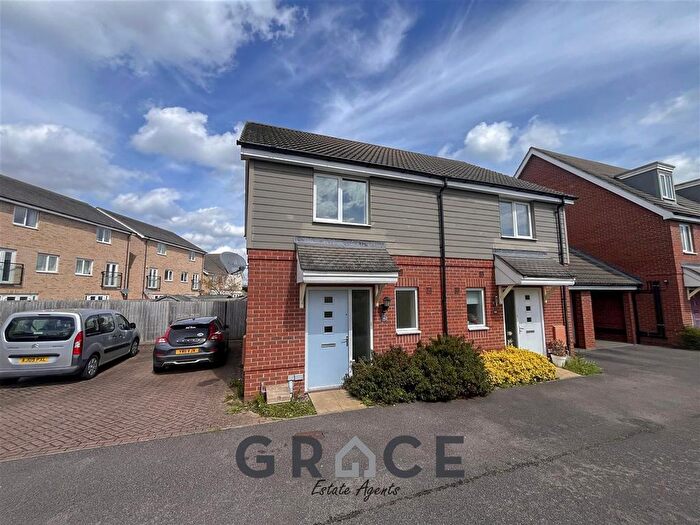 2 Bedroom Semi-Detached House To Rent In Vickers Way, Upper Cambourne, Cambridge, CB23