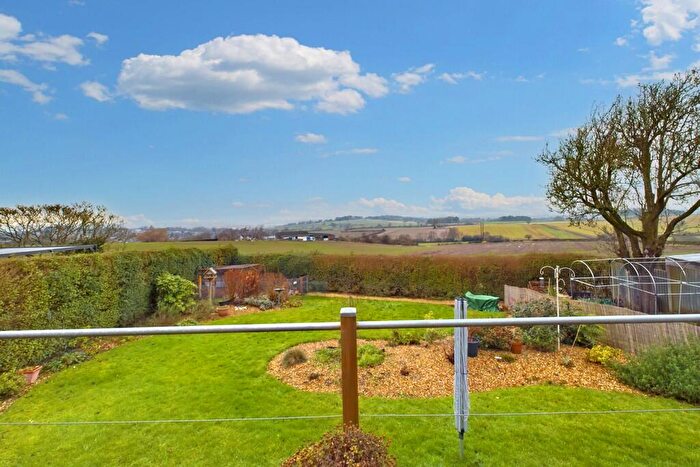 4 Bedroom Detached House For Sale In Bretby Lane, Bretby, DE15