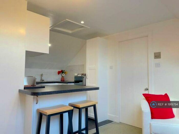 2 Bedroom Flat To Rent In Brechin Road, Kirriemuir, DD8