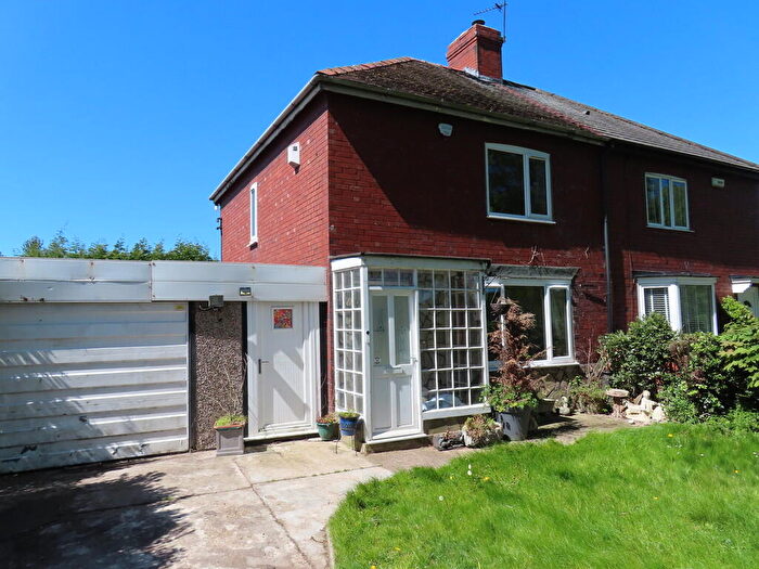 3 Bedroom Semi-Detached House For Sale In Station Road, Rawcliffe, DN14