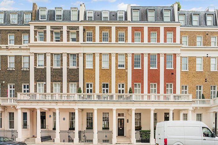 3 Bedroom Maisonette To Rent In Eaton Place, SW1X