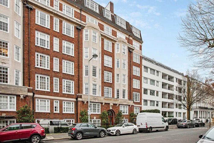 4 Bedroom Flat To Rent In Malvern Court, Onslow Square, South Kensington, SW7