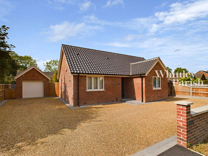 3 Bedroom Detached Bungalow For Sale In Station Road, Aslacton, Norwich, NR15