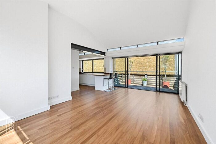 1 Bedroom Apartment To Rent In Batemans Row, London, EC2A