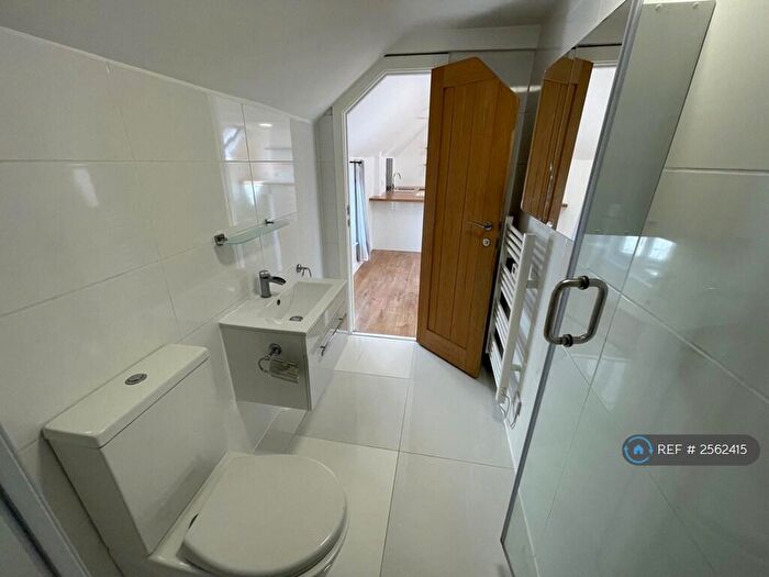 1 Bedroom Flat To Rent In Park Road, Sandy, SG19