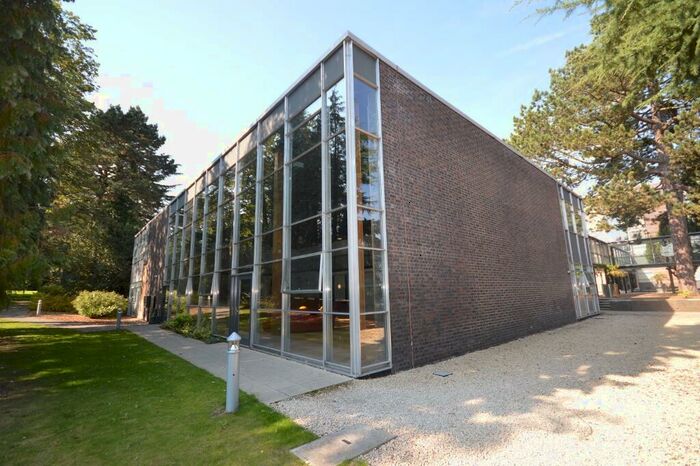 1 Bedroom Flat To Rent In Newsom Place, Hatfield Road, St Albans, AL1