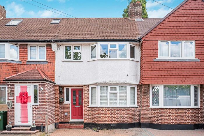 3 Bedroom Terraced House To Rent In Pembury Avenue, Worcester Park, KT4