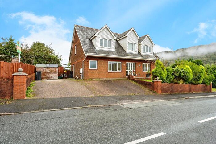 5 Bedroom Detached House For Sale In Gnoll Road, Godrergraig, Swansea, SA9