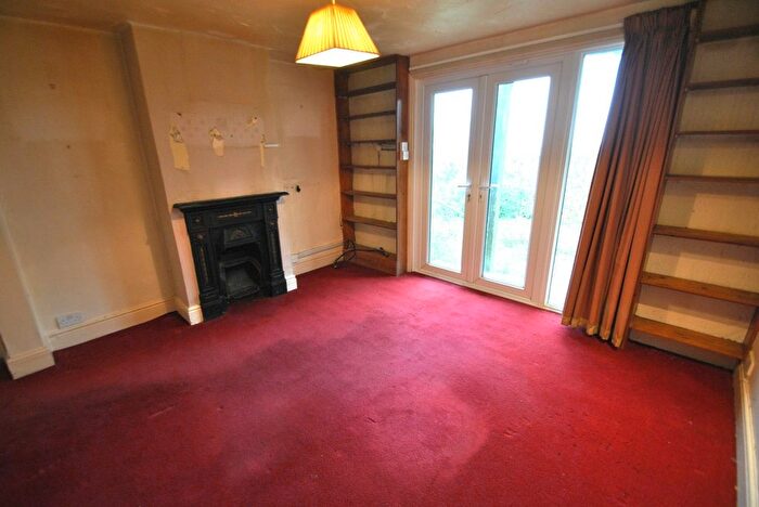 4 Bedroom Detached House For Sale In Cleeve Hill, Cheltenham, GL52