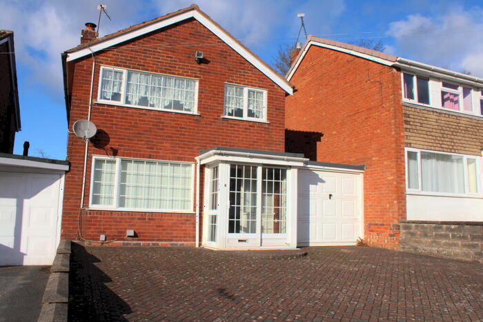 3 Bedroom House To Rent In Listowel Road, Kings Heath, B14