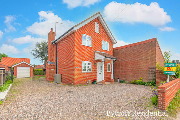 3 Bedroom Detached House For Sale In Main Road, Clippesby, Great Yarmouth, NR29