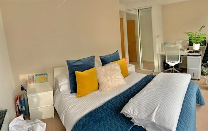 1 Bedroom Flat To Rent In Llanbleddian Gardens, Cardiff(City), CF24