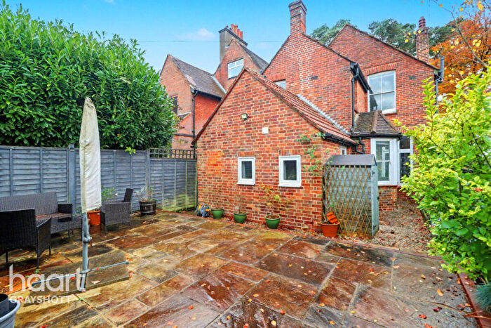 2 Bedroom Maisonette For Sale In Churt Road, Hindhead, GU26