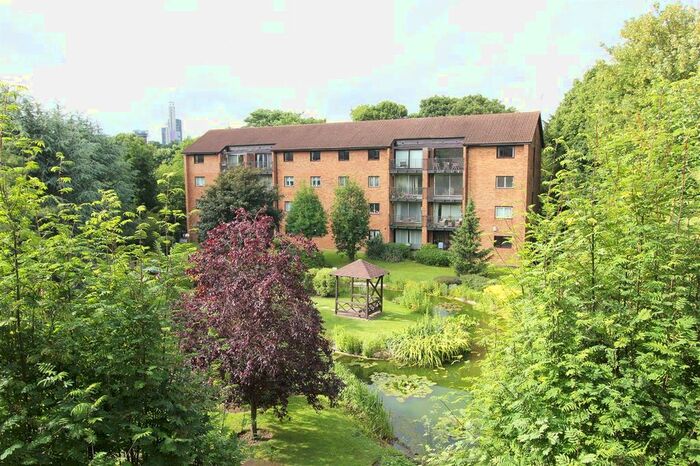 2 Bedroom Flat To Rent In Campion Close, Croydon, CR0