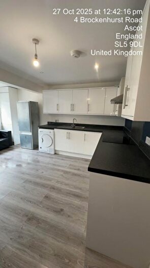 3 Bedroom Flat To Rent In Brockenhurst Road, Ascot, SL5