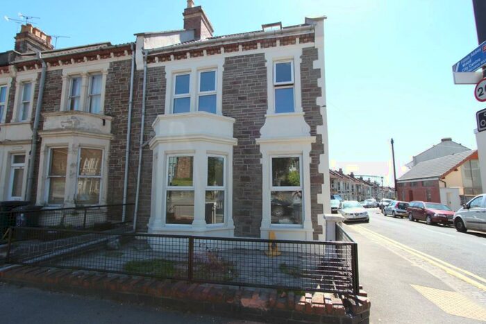 8 Bedroom House To Rent In Gloucester Road, Horfield, Bristol, BS7