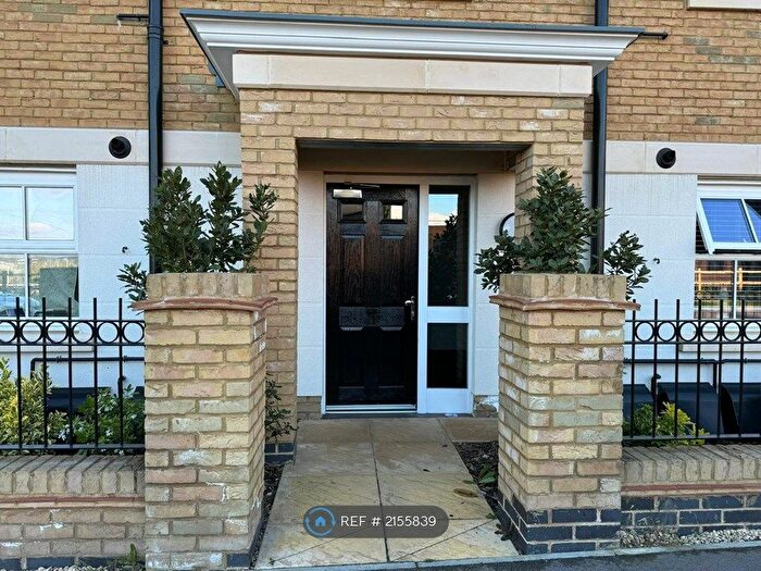 2 Bedroom Flat To Rent In Ackers Drive, Swanscombe, DA10