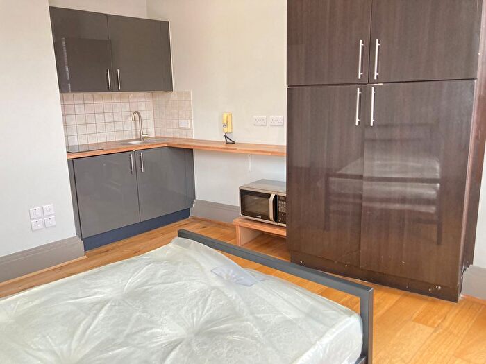 Studio To Rent In West Hampstead, NW6