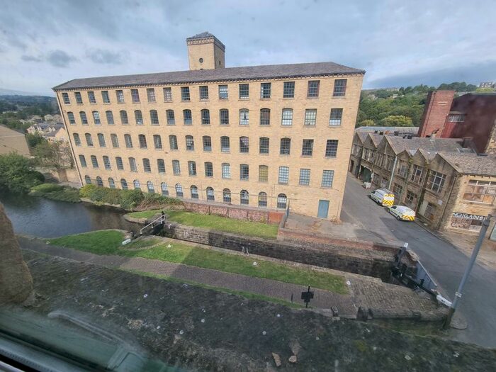 1 Bedroom Apartment To Rent In Navigation Rise, Milnsbridge, Huddersfield, HD3
