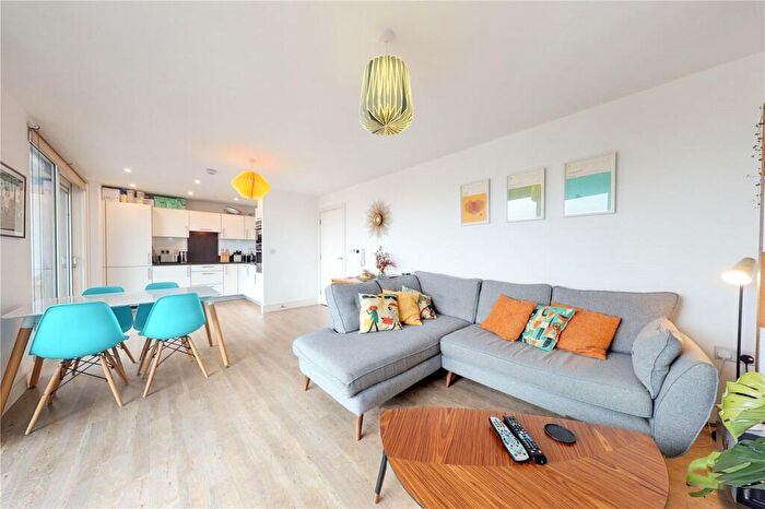 2 Bedroom Apartment To Rent In Dalston Square, London, E8