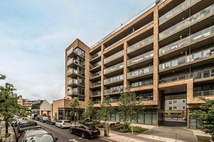 1 Bedroom Flat To Rent In Hemming Street, Bethnal Green, E1