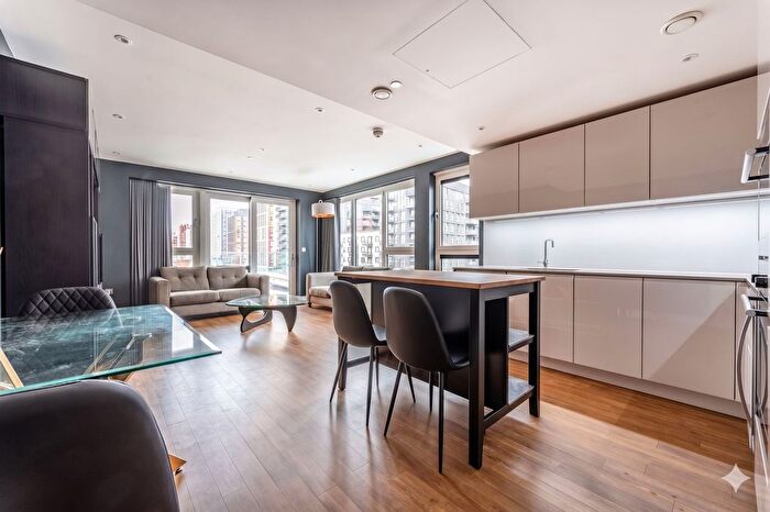 2 Bedroom Flat To Rent In Wandsworth Road, Brent House, SW8