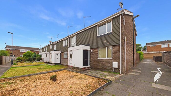 2 Bedroom Flat For Sale In Marbury Close, Moorside, Sunderland, SR3