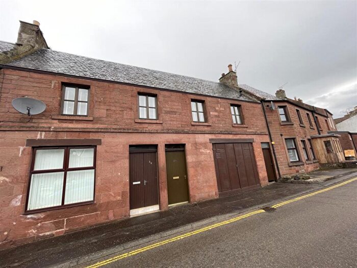 1 Bedroom Flat For Sale In High Street, Strathmiglo, KY14