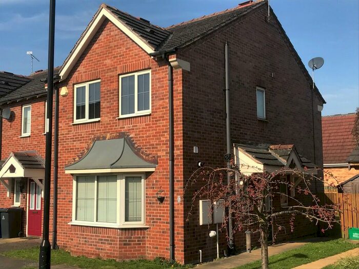 3 Bedroom End Of Terrace House To Rent In Wilby Carr Gardens, Cantley, DN4