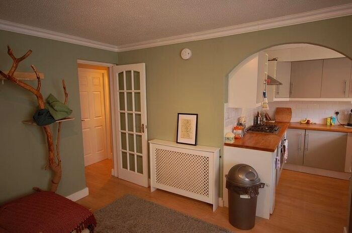 2 Bedroom Flat To Rent In Double Hedges Park, Edinburgh, EH16