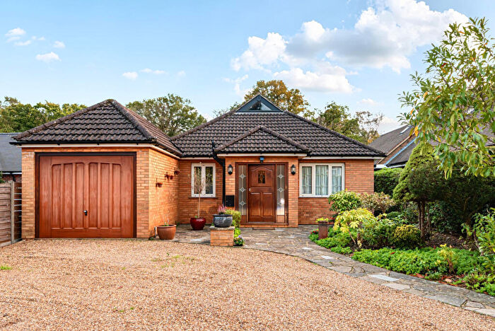 4 Bedroom Bungalow For Sale In Almners Road, Lyne, KT16