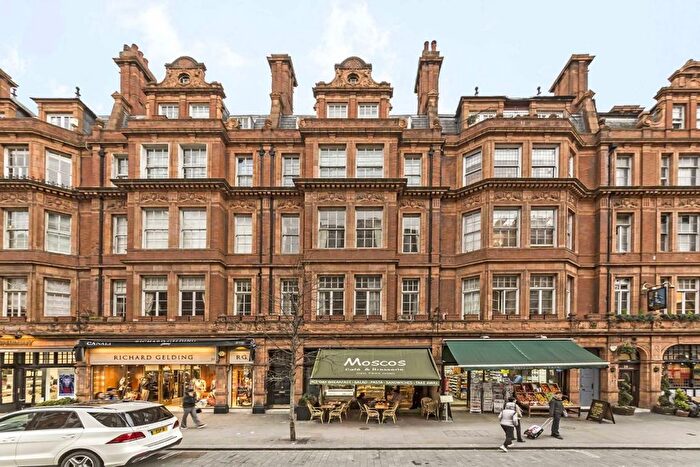 2 Bedroom Flat To Rent In North Audley Street, Mayfair, W1K