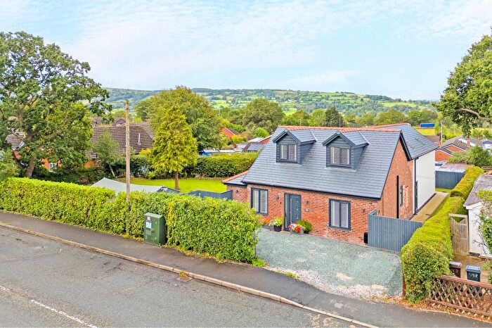5 Bedroom Property For Sale In Wrexham Road, Penyffordd, CH4