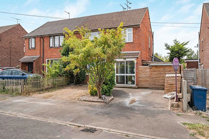 3 Bedroom Semi-Detached House For Sale In Baldreys, Farnham, Surrey, GU9