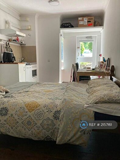 Studio To Rent In Mapesbury Lodge, London, NW2