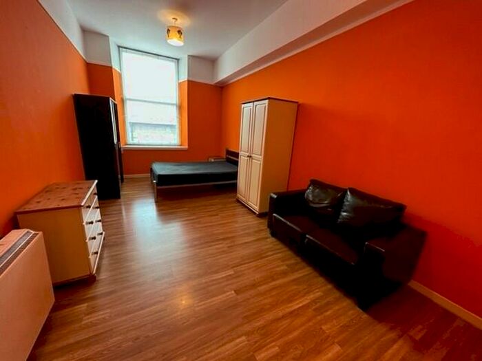 1 Bedroom Flat To Rent In Trinity Lane, City Centre, Aberdeen, AB11