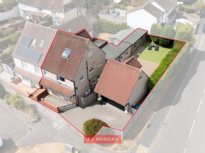 3 Bedroom Semi Detached House For Sale In Holywell Lane, Rubery, Rednal, Birmingham, B45