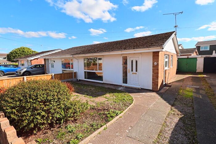2 Bedroom Semi-Detached Bungalow For Sale In The Rookery, Broughton, CH4