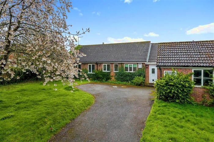 3 Bedroom Detached Bungalow For Sale In Temple Road, Aslackby, Sleaford, NG34
