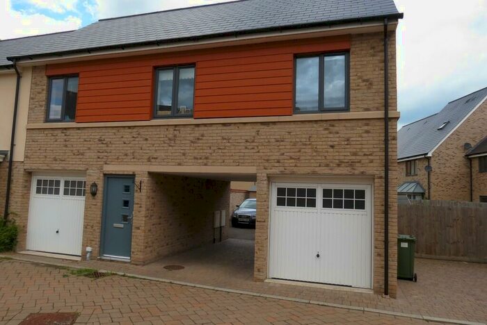 2 Bedroom Apartment To Rent In Fox Covert, Loves Farm, PE19