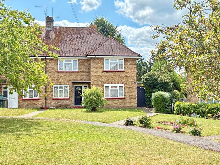 2 Bedroom Maisonette For Sale In Langley Vale, Epsom, KT18