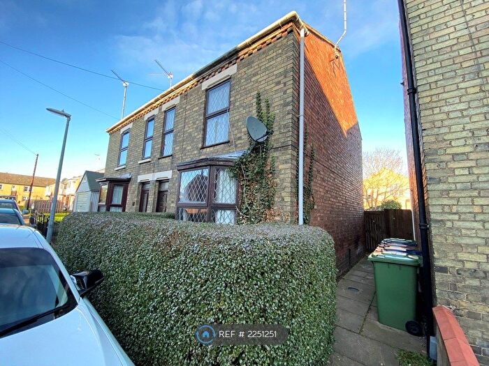 3 Bedroom Semi-Detached House To Rent In Cordon Street, Wisbech, PE13
