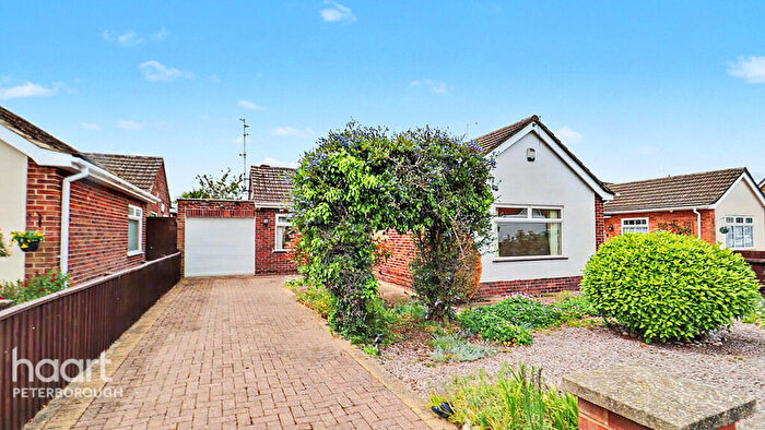 2 Bedroom Detached Bungalow For Sale In Pennine Way, Gunthorpe, PE4