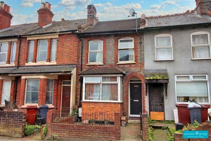2 Bedroom Terraced House To Rent In Oxford Road, Reading, RG30