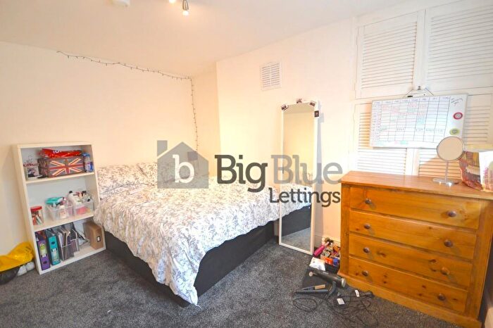 7 Bedroom House To Rent In Brudenell Grove, Leeds, LS6