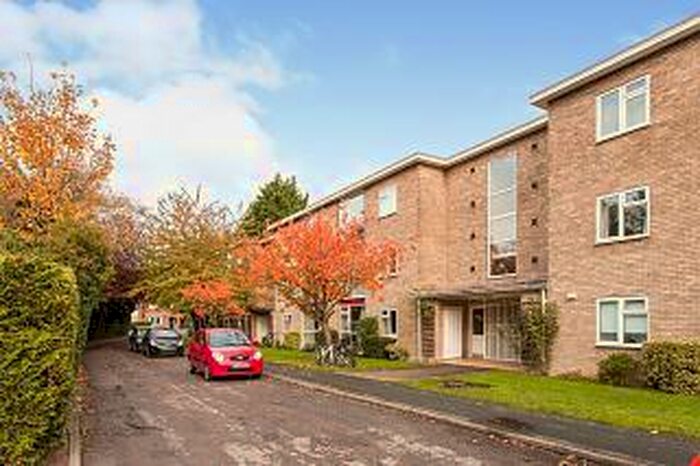 2 Bedroom Property To Rent In Lilac Court, Cambridge, CB1