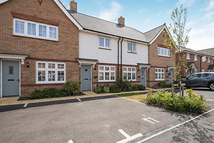 1 Bedroom Terraced House To Rent In Henry Avery Avenue, Radley, OX14