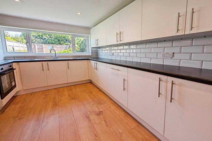 3 Bedroom House To Rent In Marchwood Road, SO15